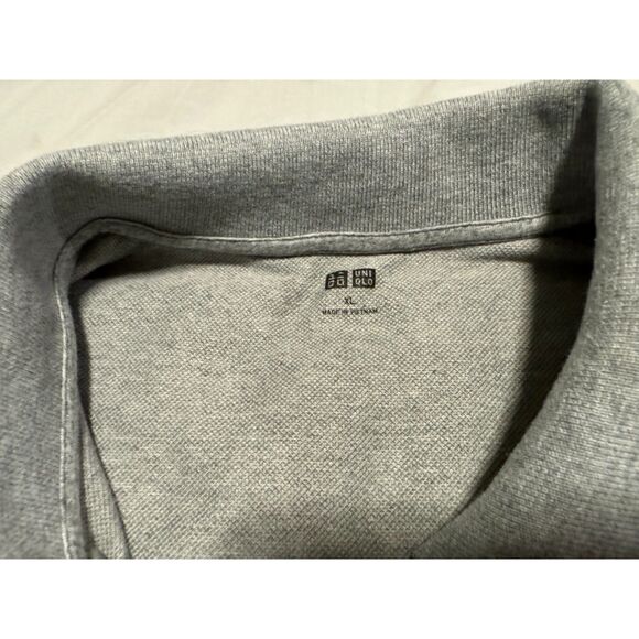 Uniqlo Men’s Light Grey Piqué Polo Shirt - Size XL - Classic Fit - Picture 3 of 6